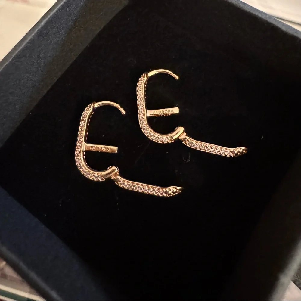 Pandora ME Pavé Link Rose Gold Earrings (Pair) - Picture 4 of 6